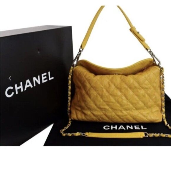 Chanel French Riviera Quilted CaviarLeather Hobo Bag Yellow (Pre-Owned) - Picture 12 of 14